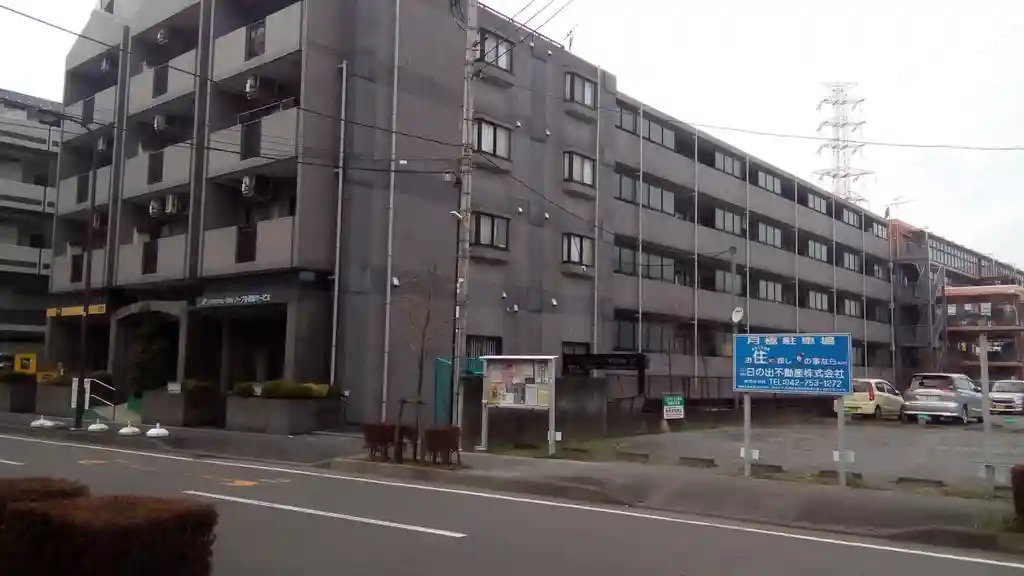 スアイナーカーウ 外観