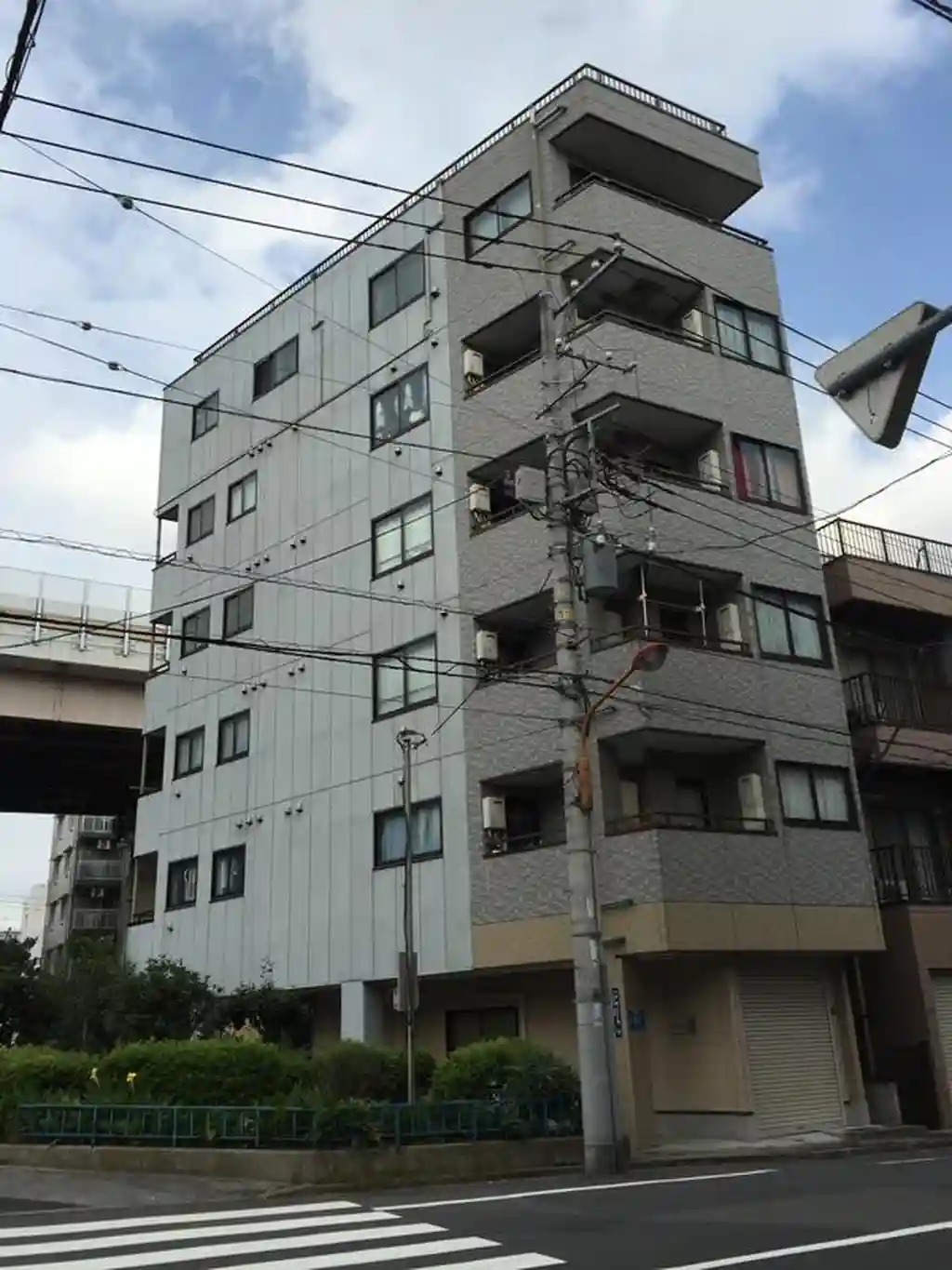 シャルムコート 外観