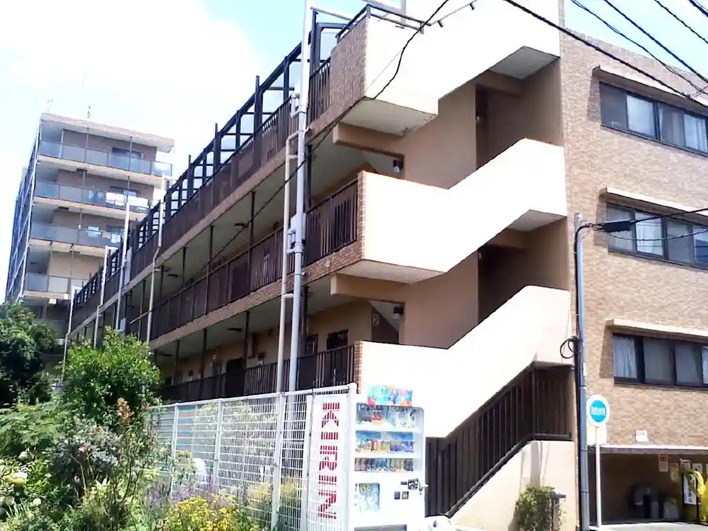 ライオンズマンション上溝 AD SB 外観