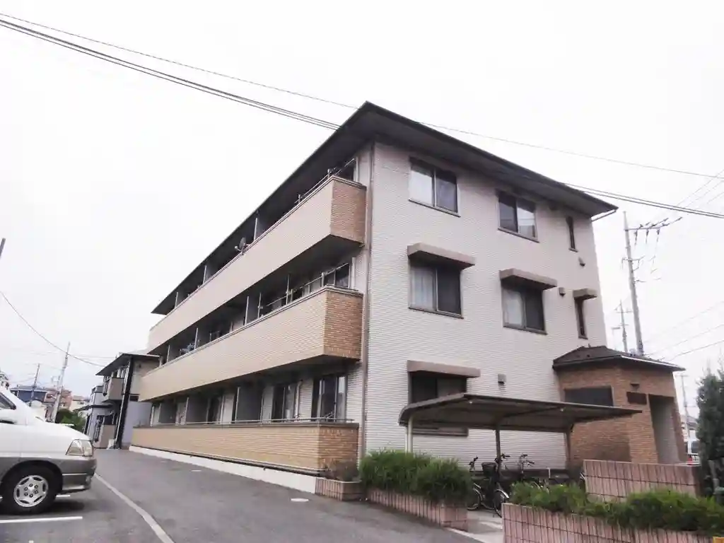 ソレイユ リシュ 外観