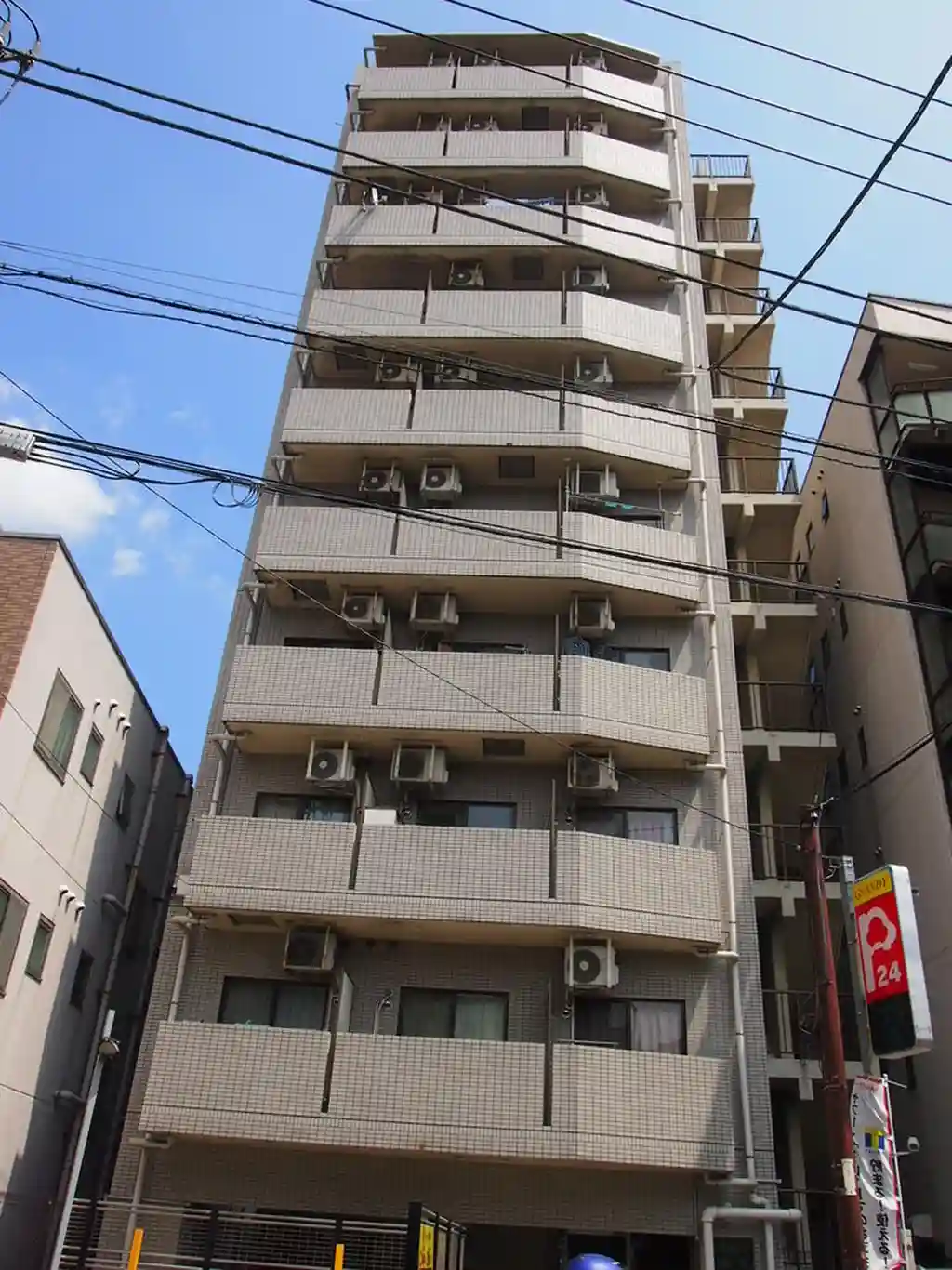 エクセル鶴見 外観