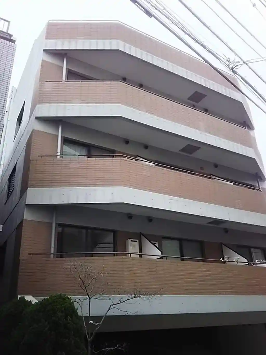 ワイズハウス 外観