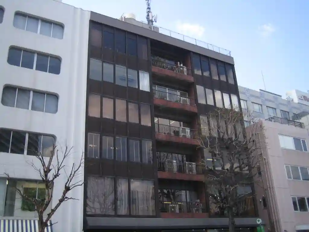 日興パレス外苑 外観