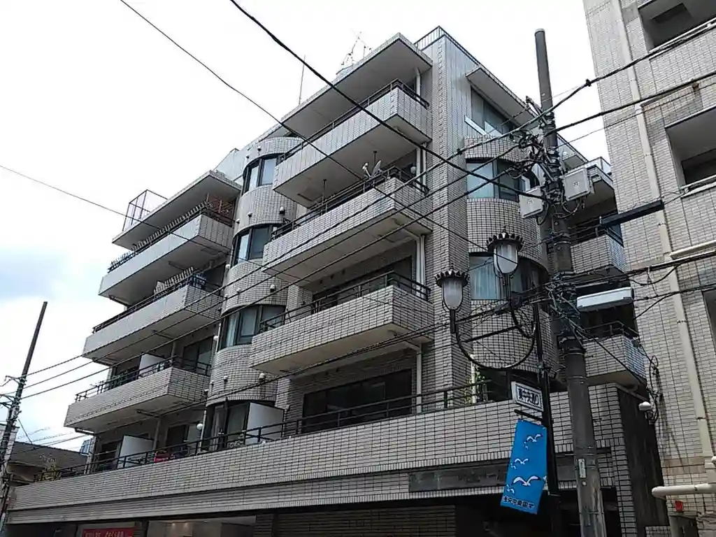ロイヤルヴィーゼ一橋学園 外観