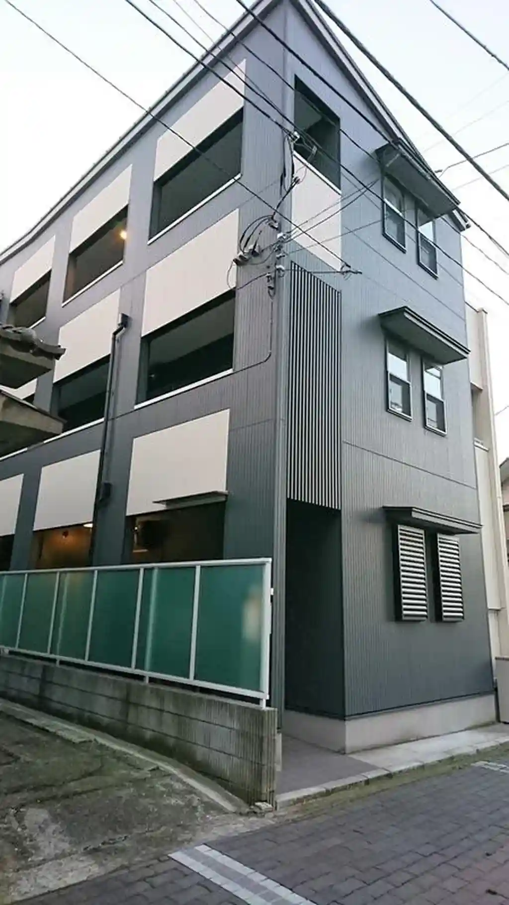 クレドメゾン東神奈川 外観