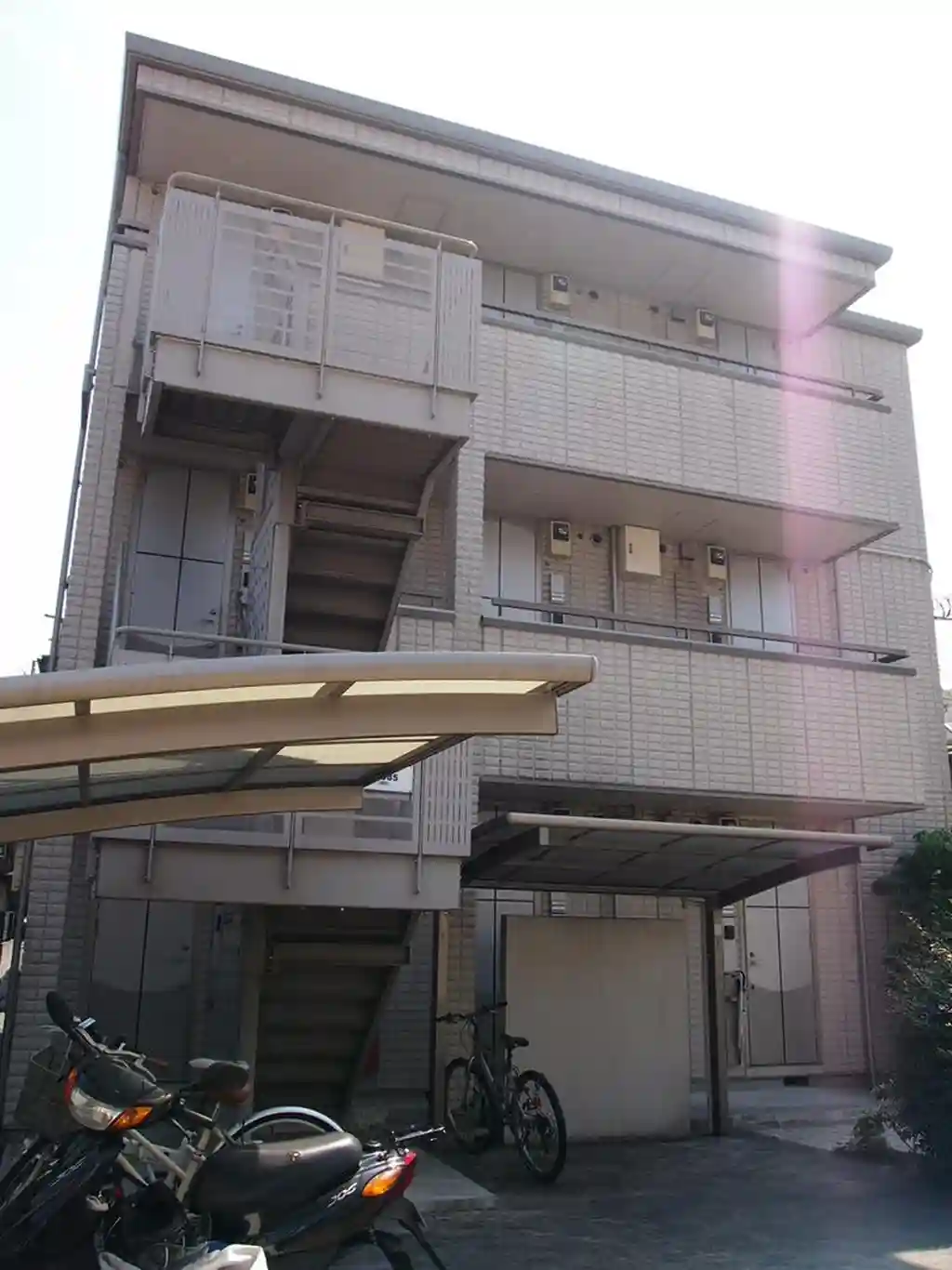 フルール山手 外観