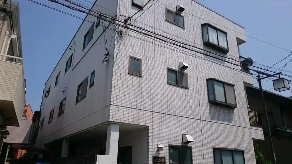 メゾン鶴 外観