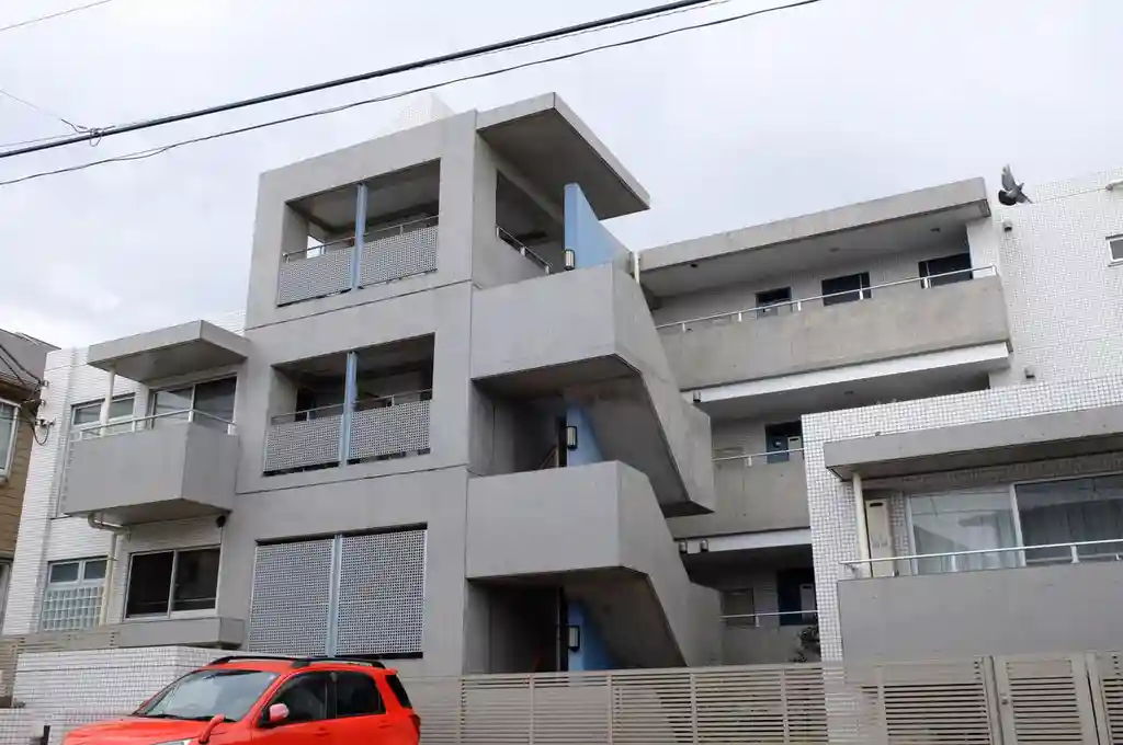 コリーヌ平町弐番館 外観