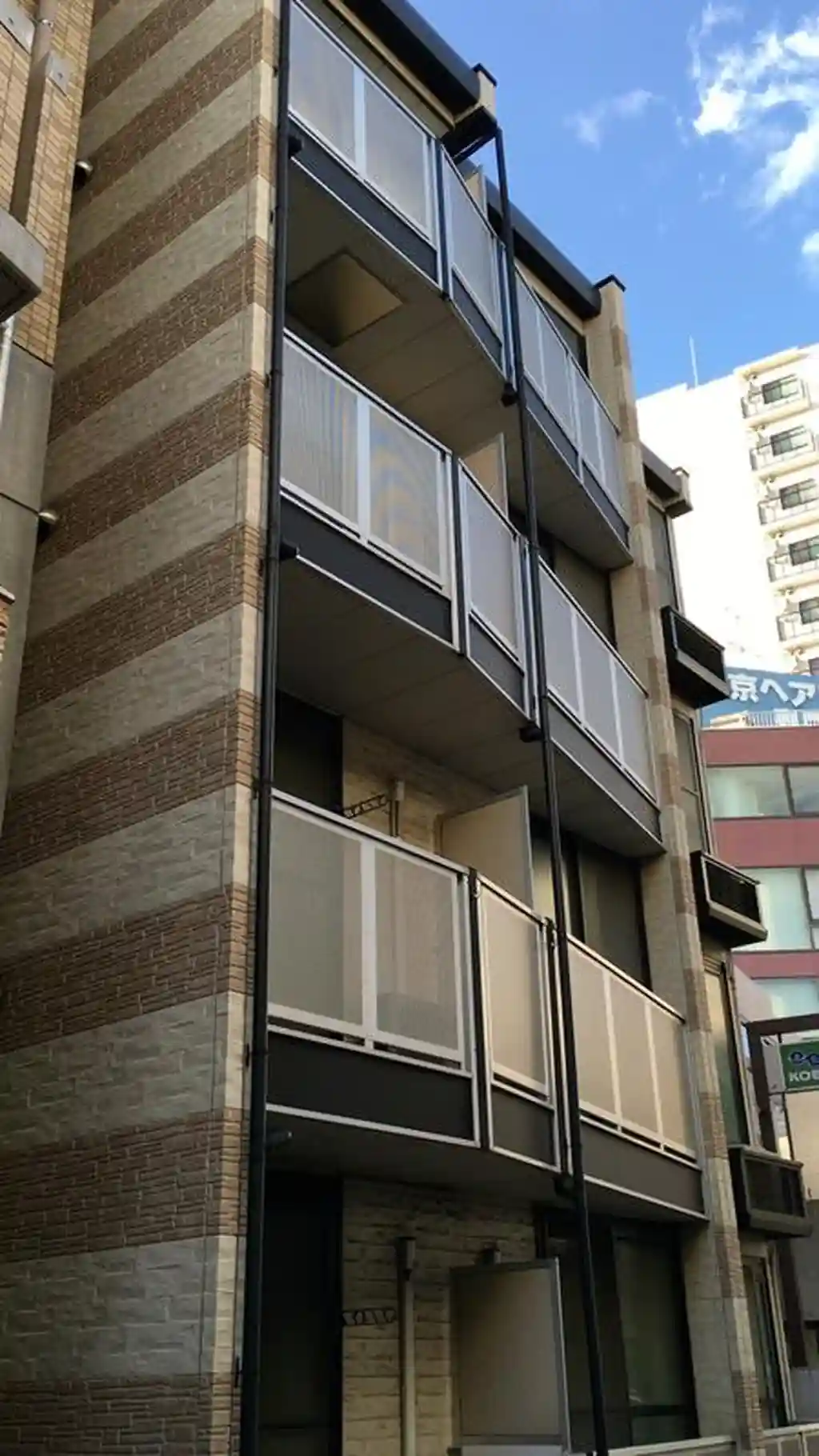 レオパレスアルテ駒沢大学 外観