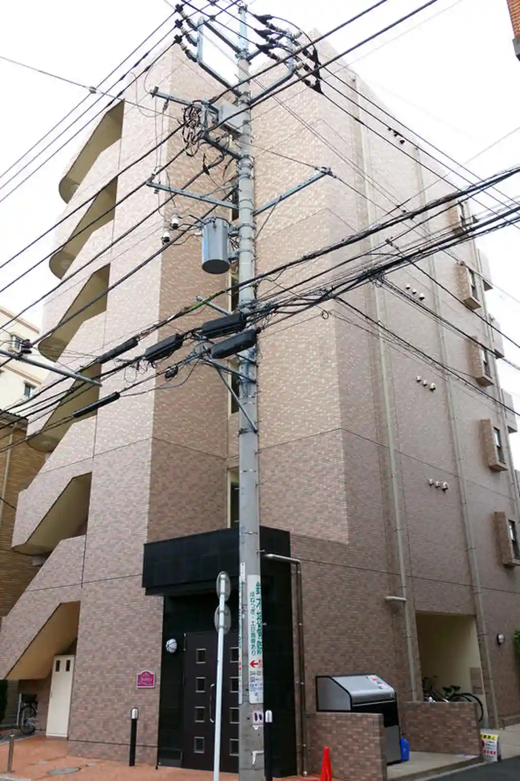 アルシーヴ 外観