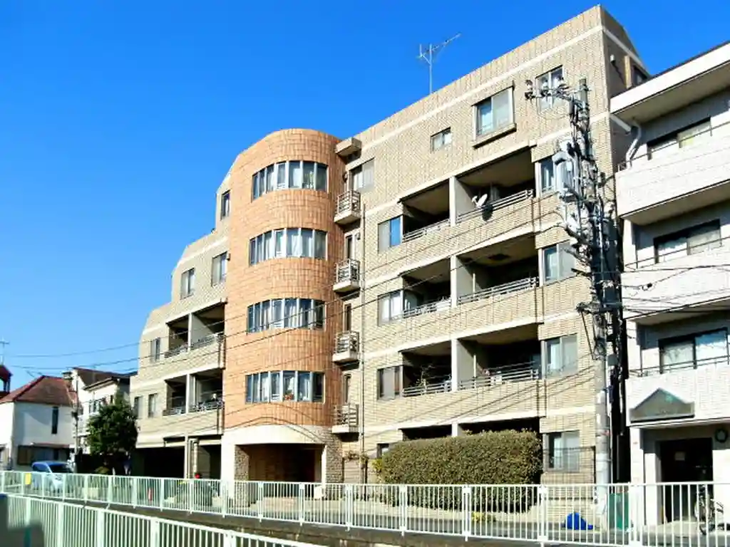 スターロワイヤル久我山 外観