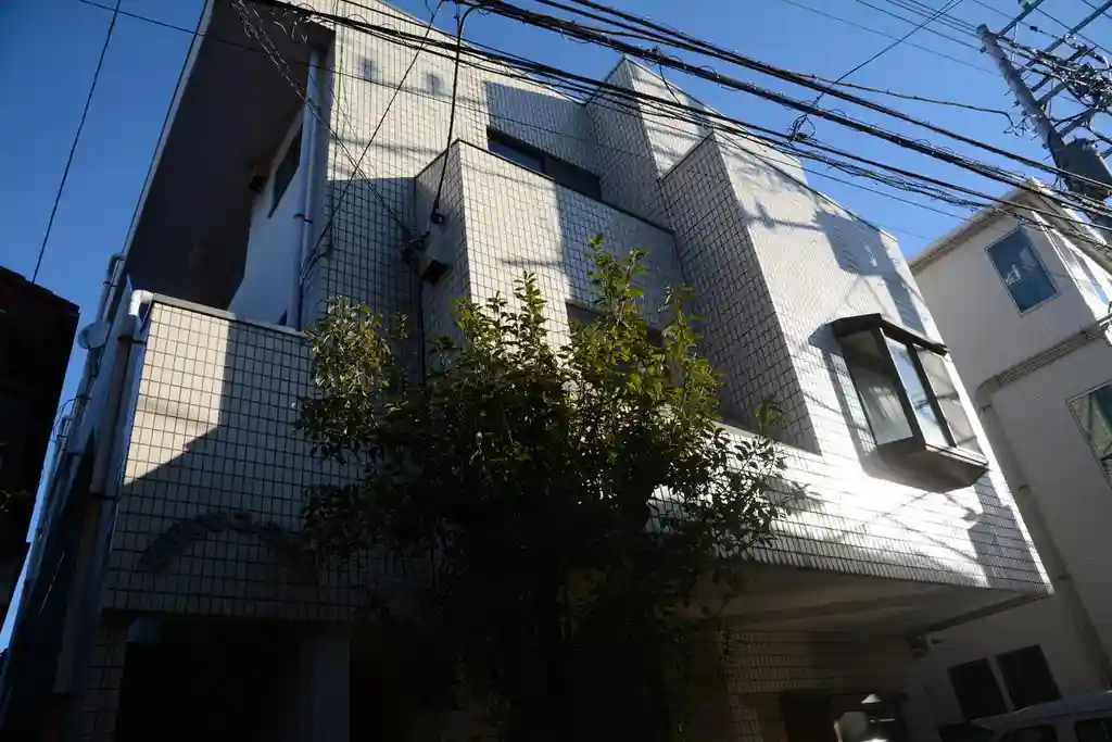 高保マンション 外観
