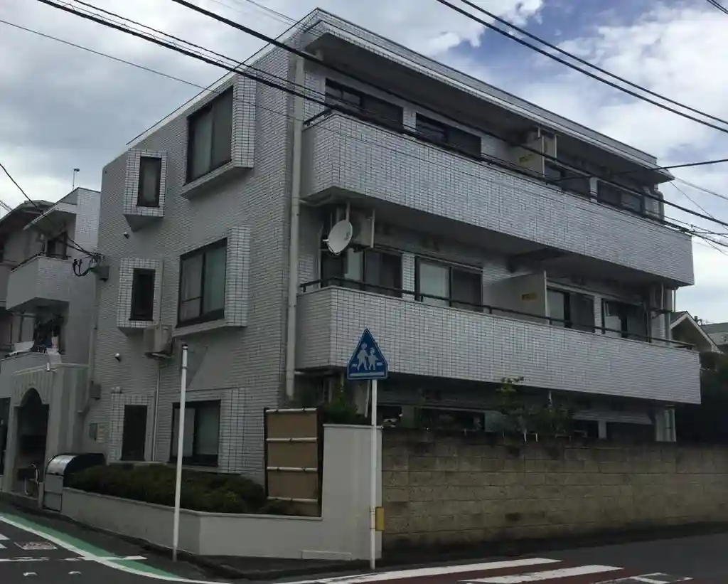 ジーナス南林間ウエスト 外観