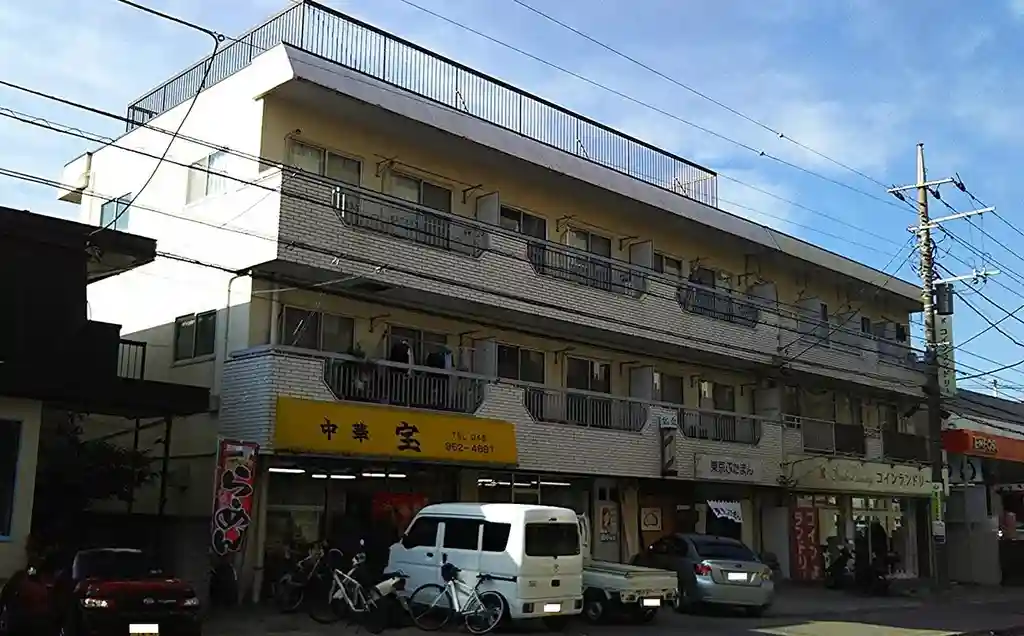 綾部ビル 外観