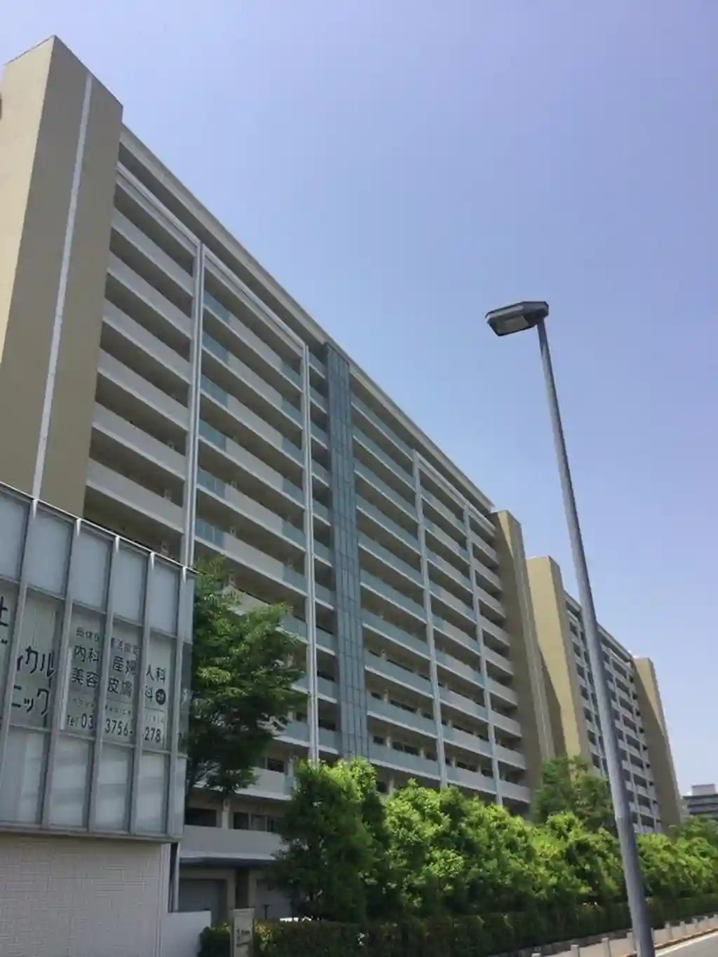 THE RIVER PLACERIVER COURT 外観