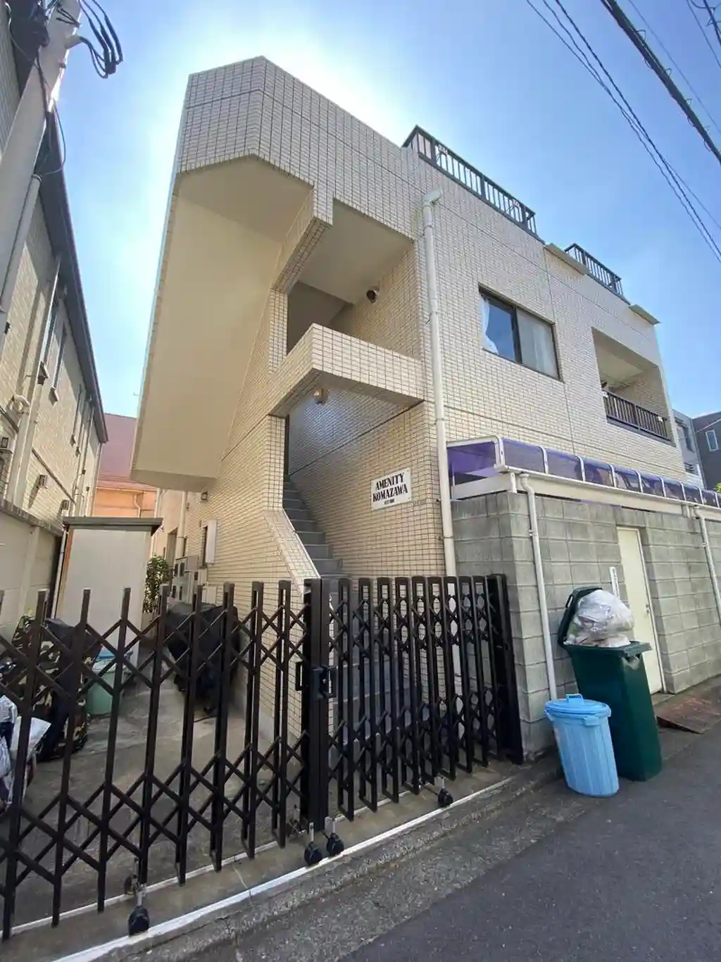 アメニティコマザワ 外観