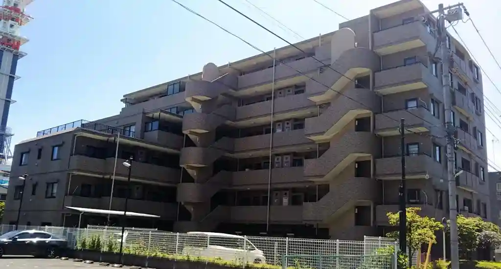 センチュリー立川 外観