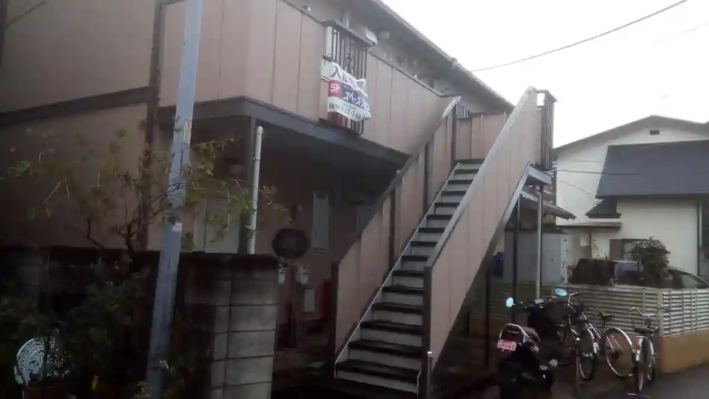 クレスト 外観