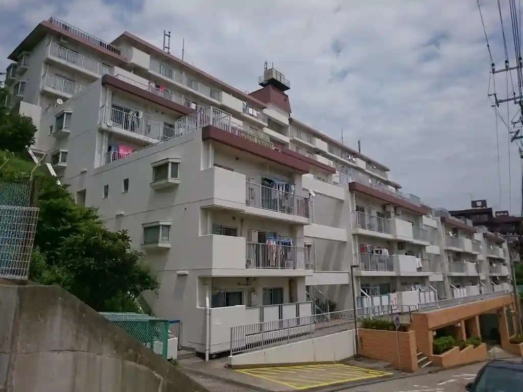 ハイラーク上大岡 外観