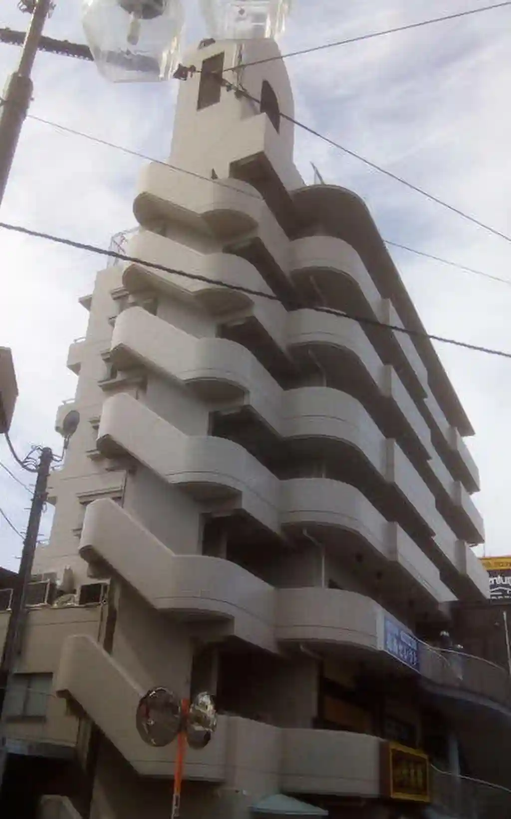 ホワイトパレットビル 外観