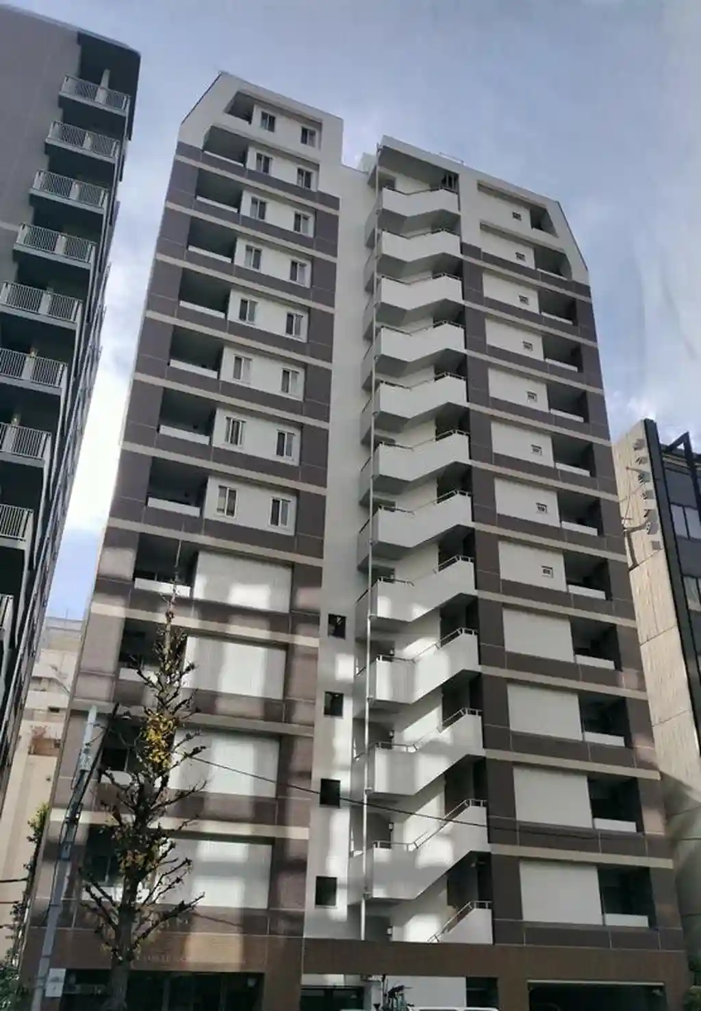 FAMILLEOCHANOMIZUANCHER 外観