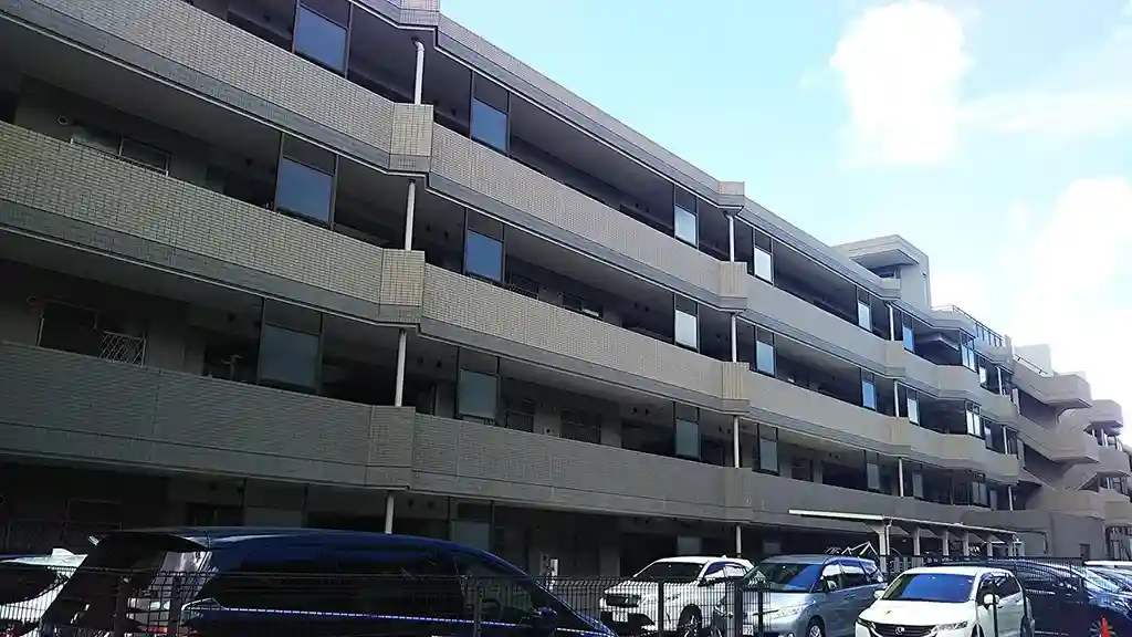 ヴェルナード大倉山四番館 外観