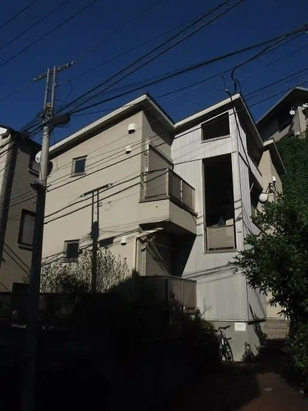ヒルズ元町 外観