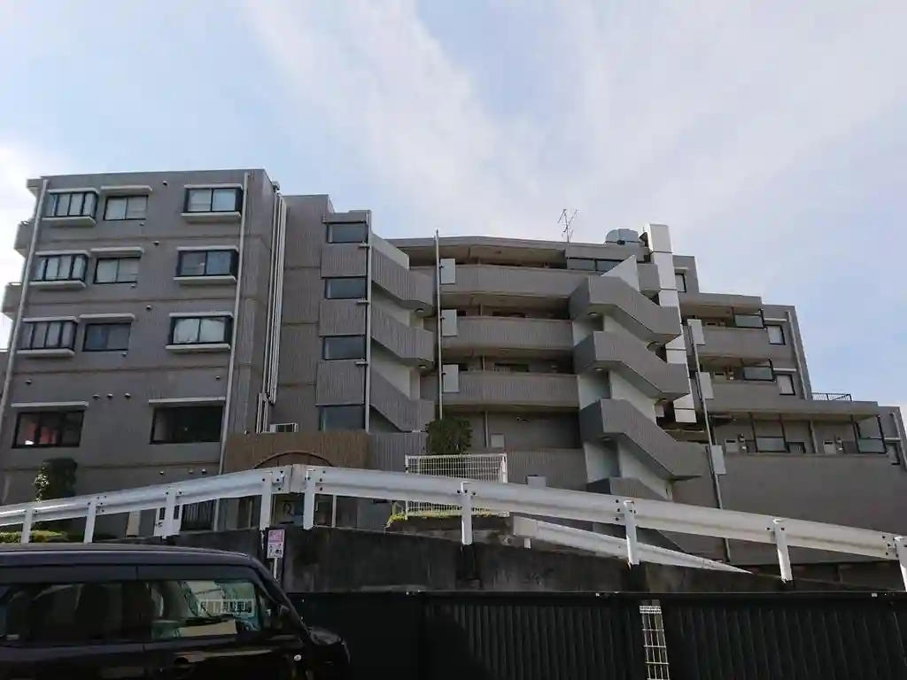 露木ビル 外観