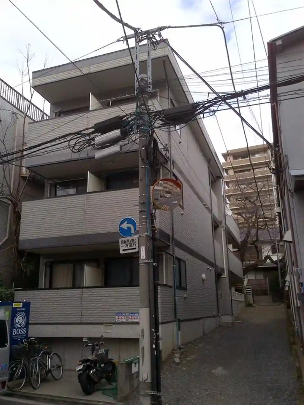 レオパレスホワイトヒルズ 外観