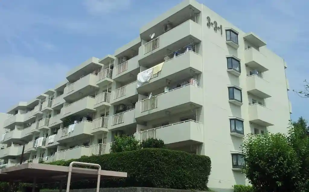 あざみ野団地3-3-1号棟 外観