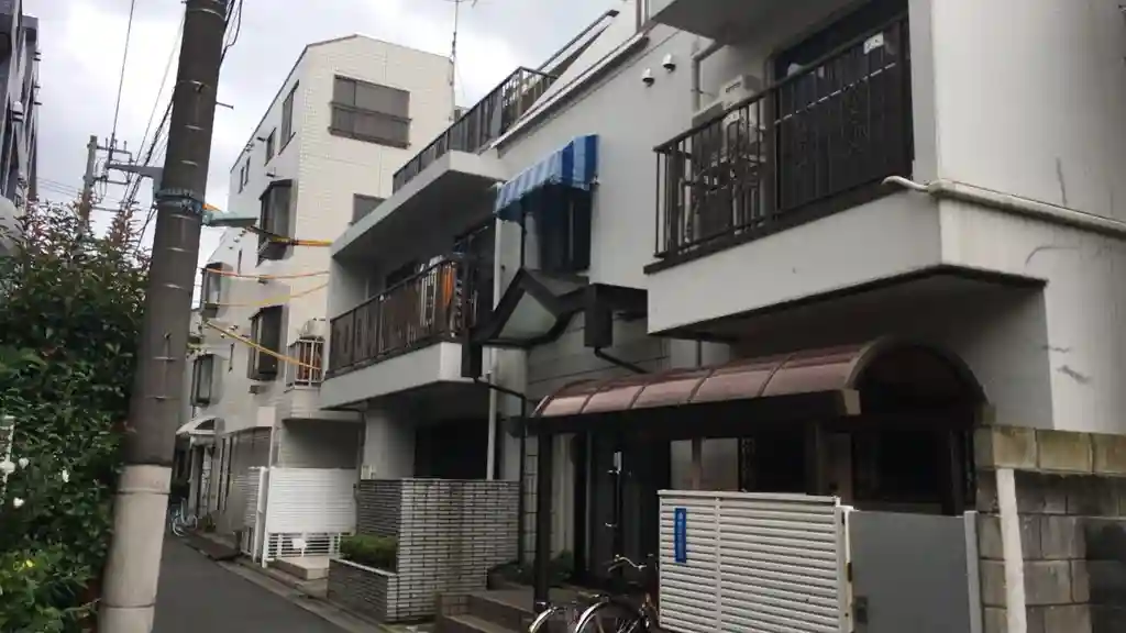 クリスタルコート 外観
