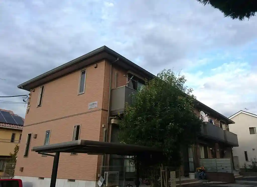 シックザール 外観