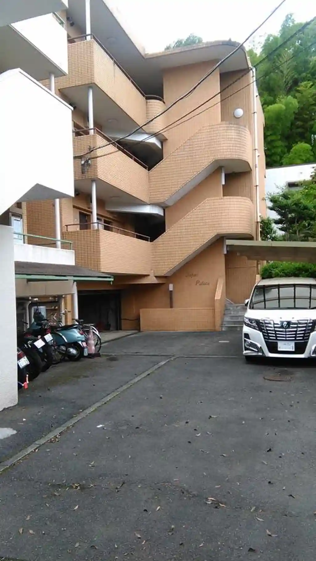 トパーズパレス 外観