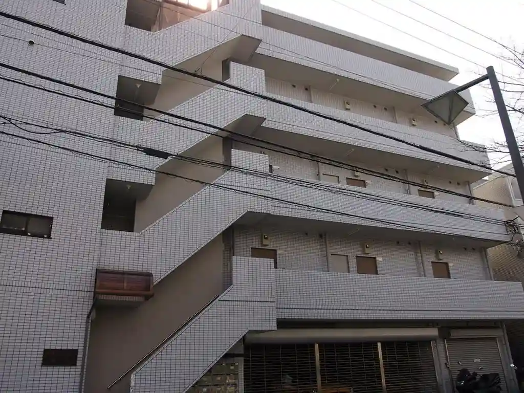 ブランニュー横浜 外観