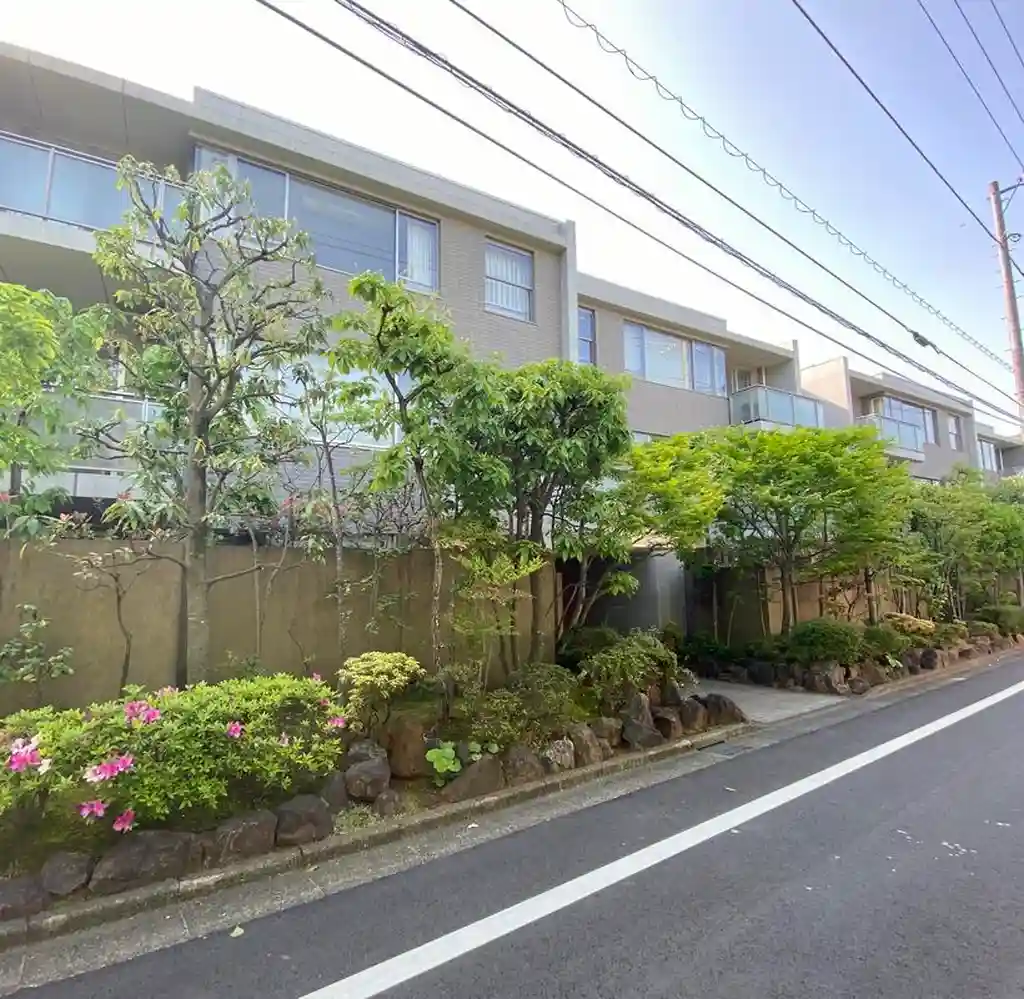 グランドメゾン深沢東棟 外観