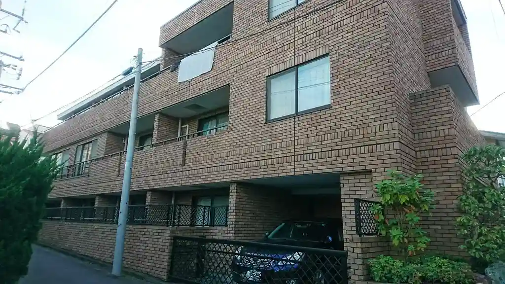 ロイヤルメゾン 外観