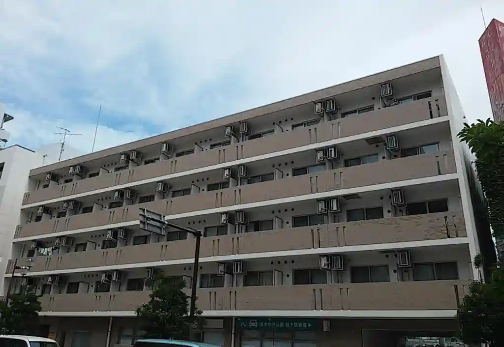 ソレイユ本厚木 外観