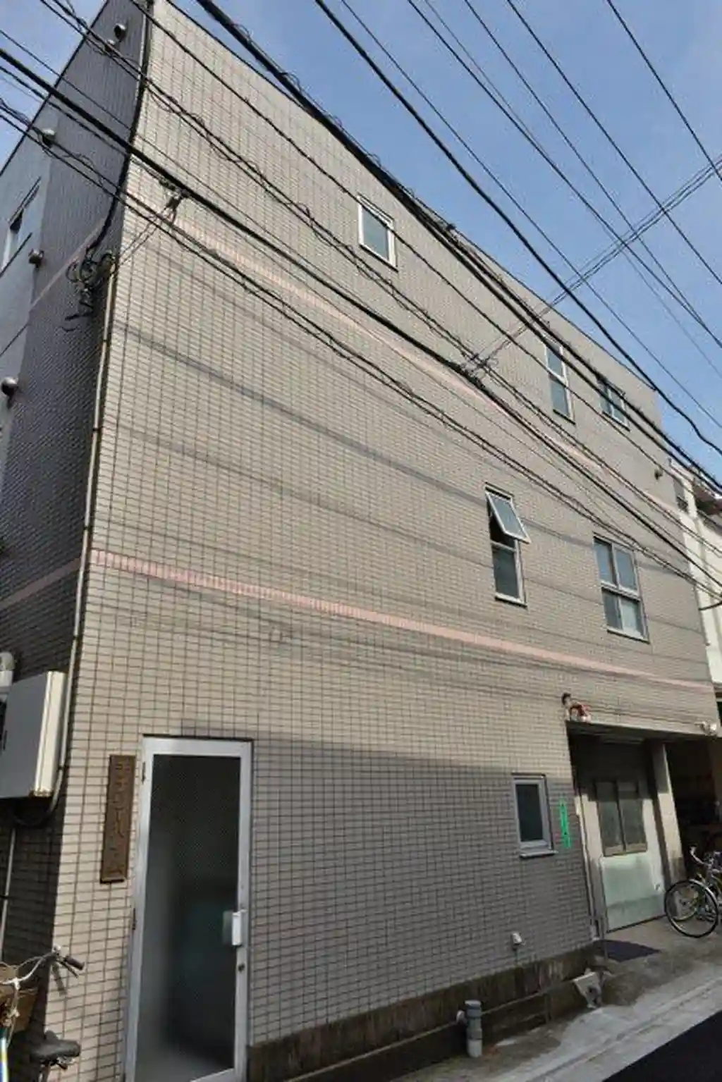 チナリーハイム 外観