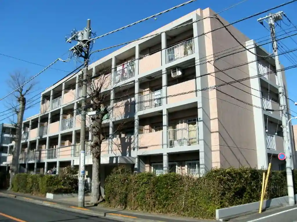 カトルセゾン宝 外観
