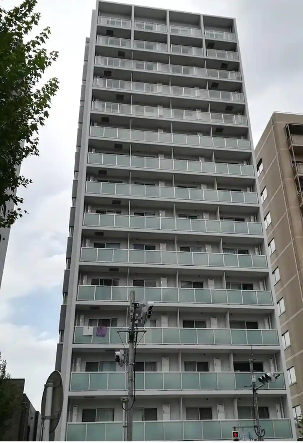 COMFORIA西新宿 外観