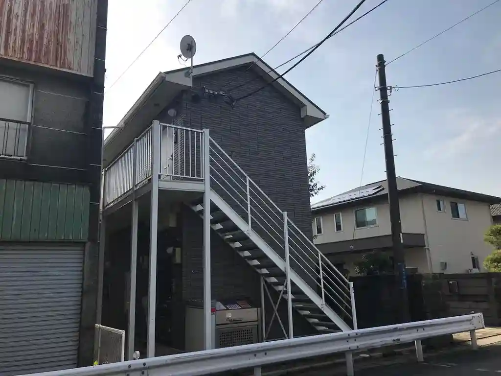 レオパレスF 外観