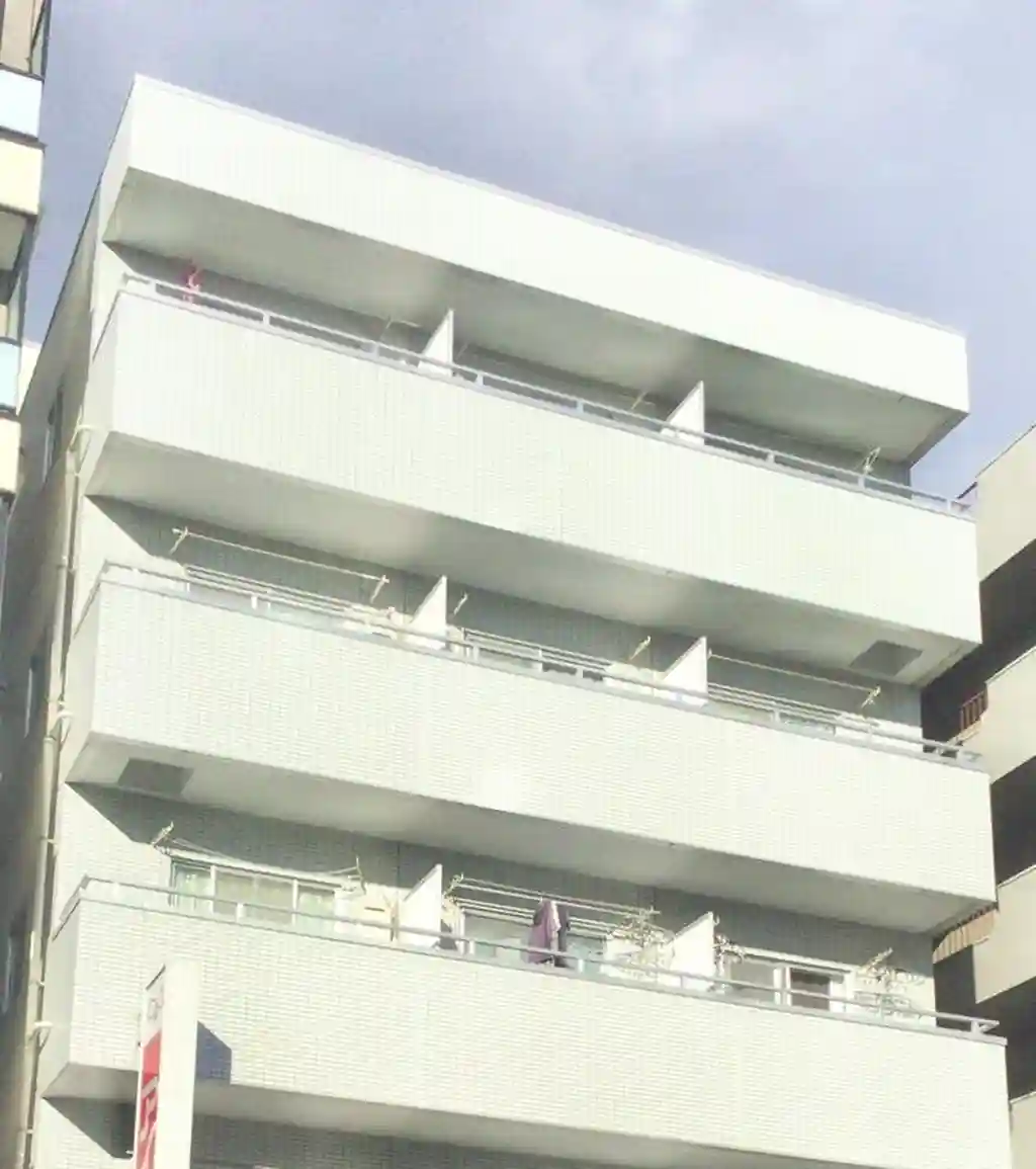 ルーブルビル 外観