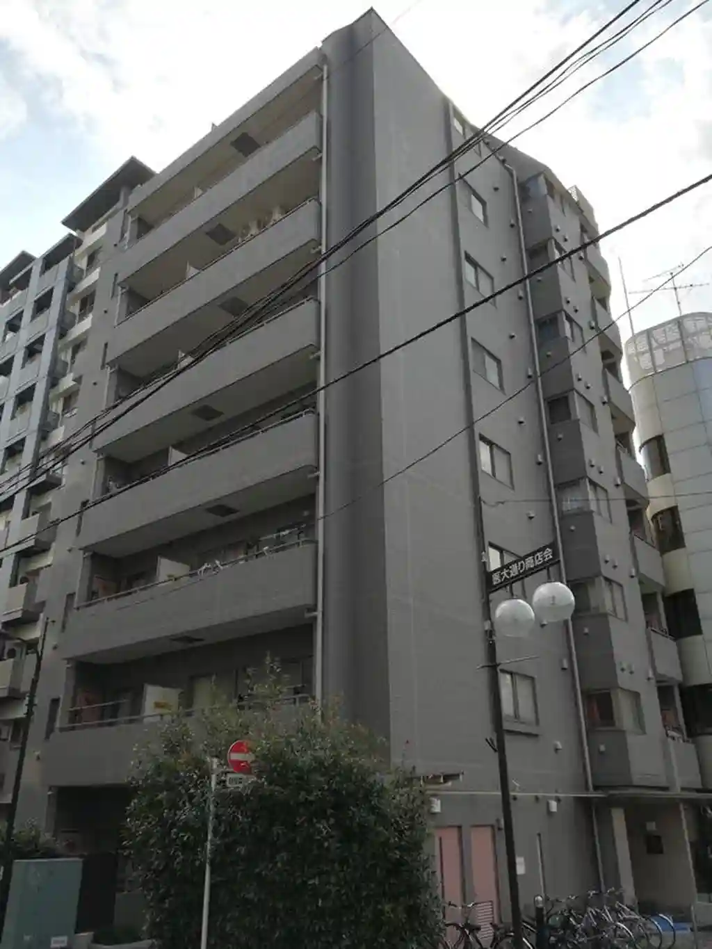 エクセルシオール新宿 外観