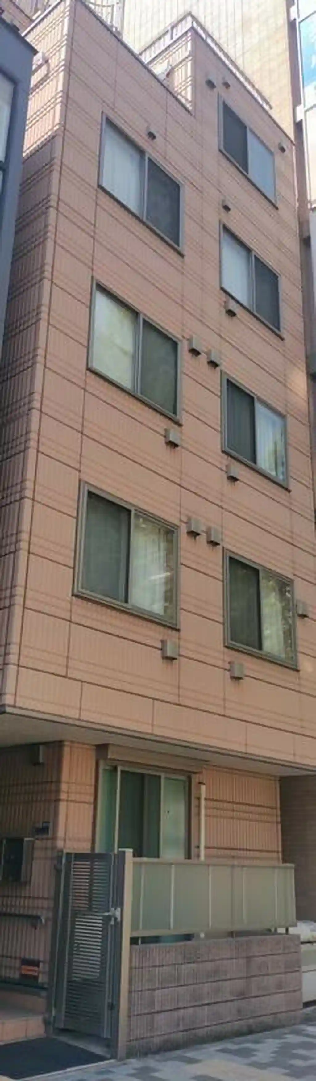 ペントス神田五軒町 外観