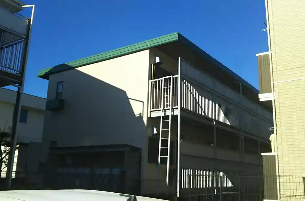 クレセント・ハウスB 外観