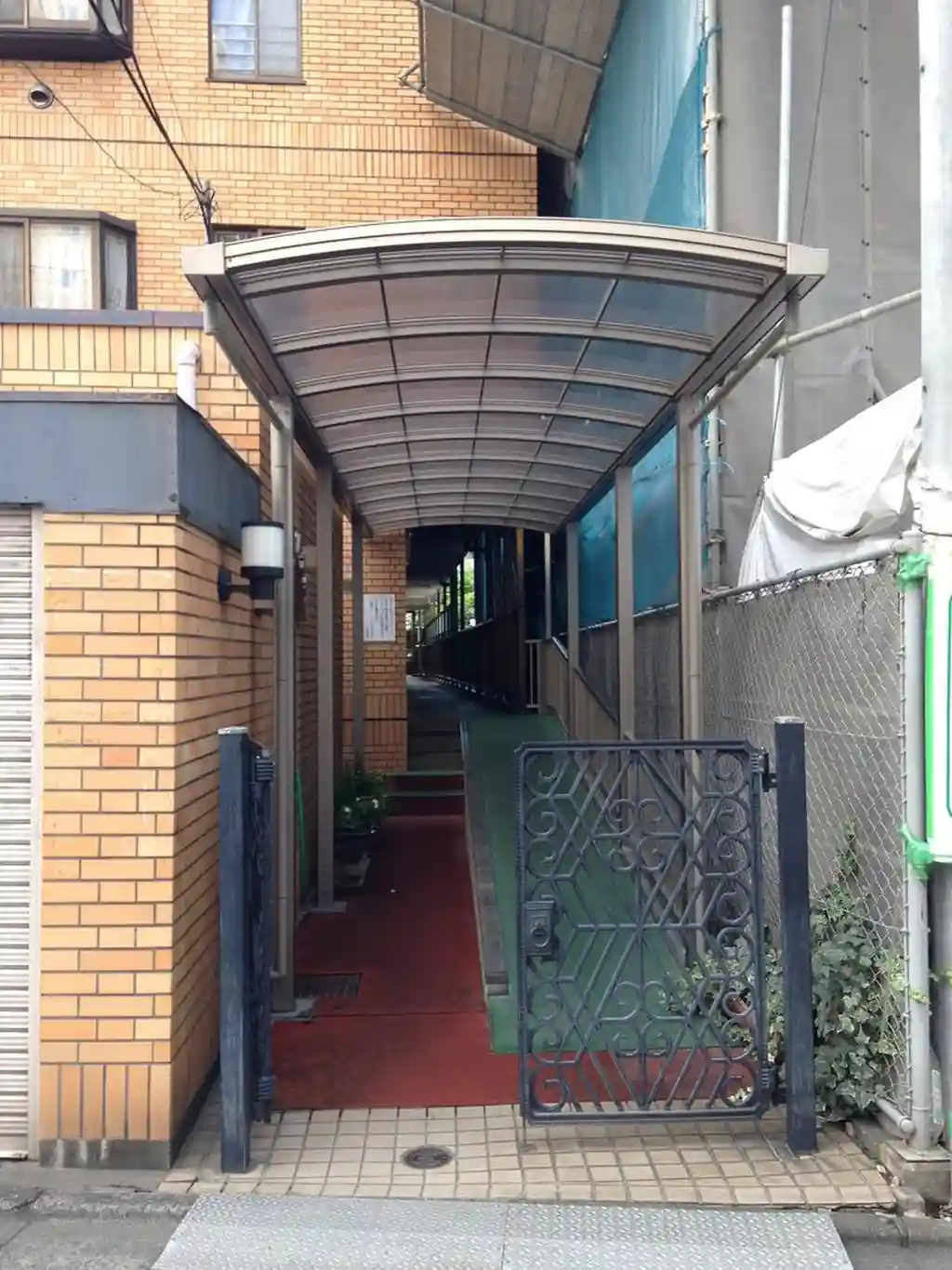 プレジデント吉敷 外観