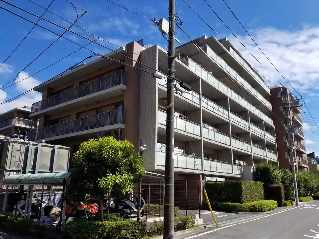 サンマンションアトレ横浜大口 外観