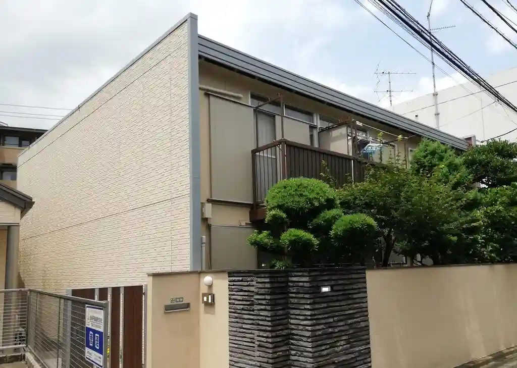 ザ.コンパニオン 外観