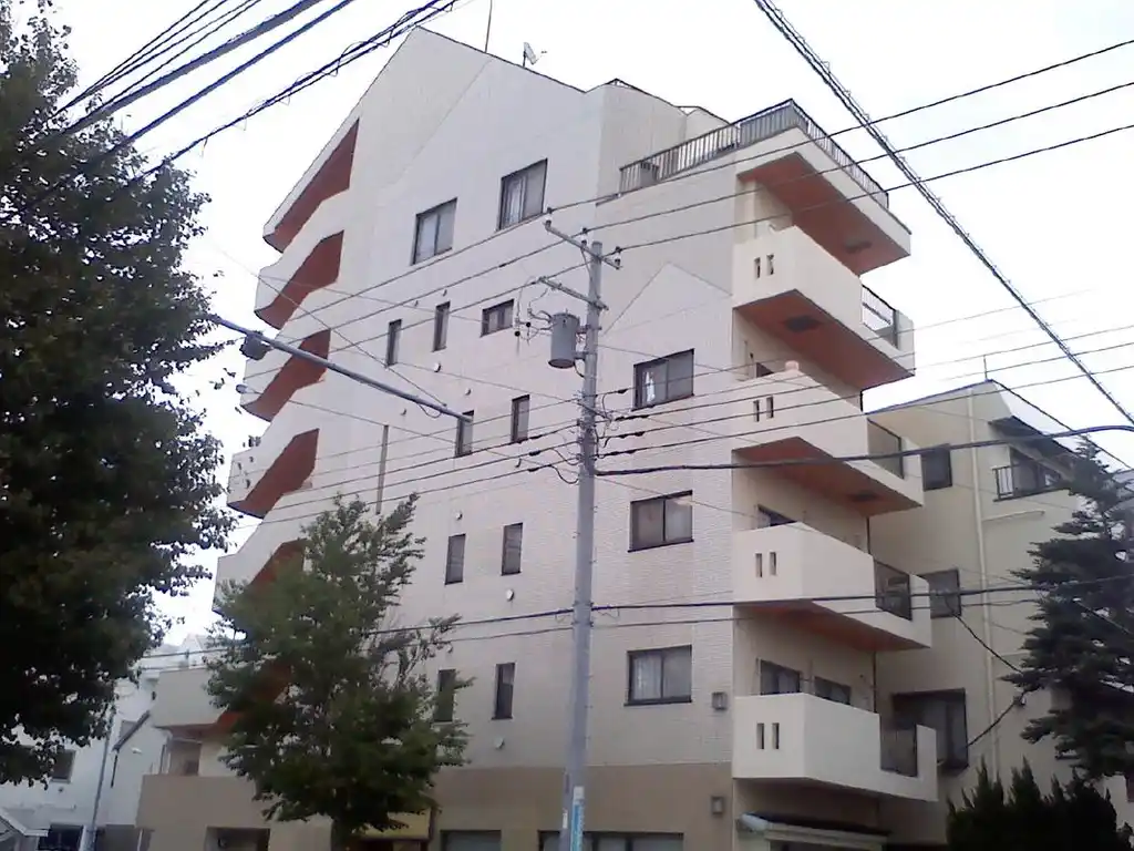 羽深ビル 外観