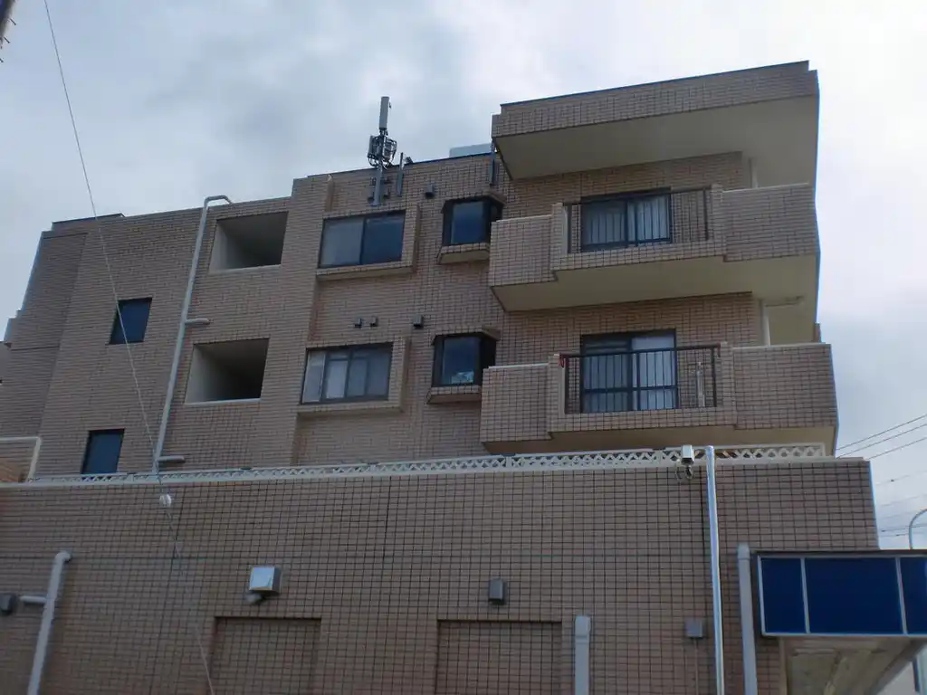 ハイツリバーソン 外観